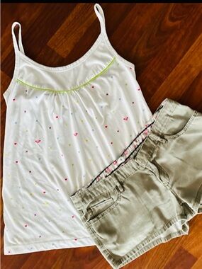 Roxy Set - White Shorts with Pink Floral Waistband Accent VTG Y2K